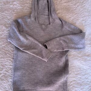Paka Cozy Gray Women's Sweater